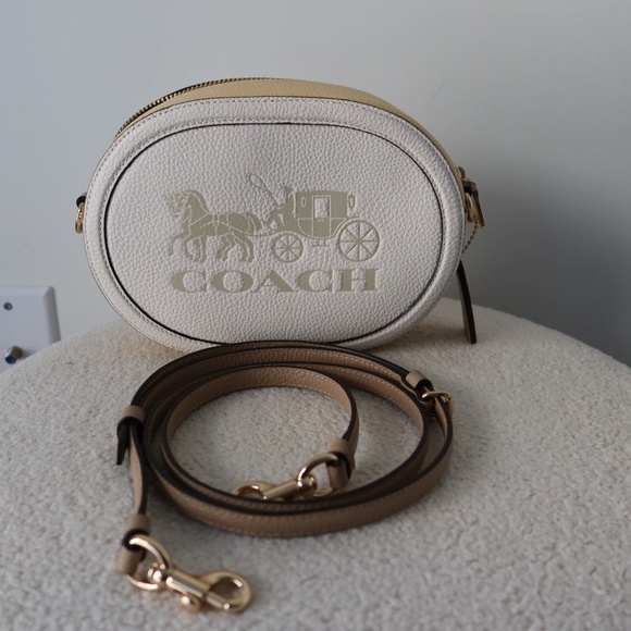 Coach Colorblock Camera Bag With Horse And Carriage - Chalk /Vanilla Cream New - Picture 3 of 14